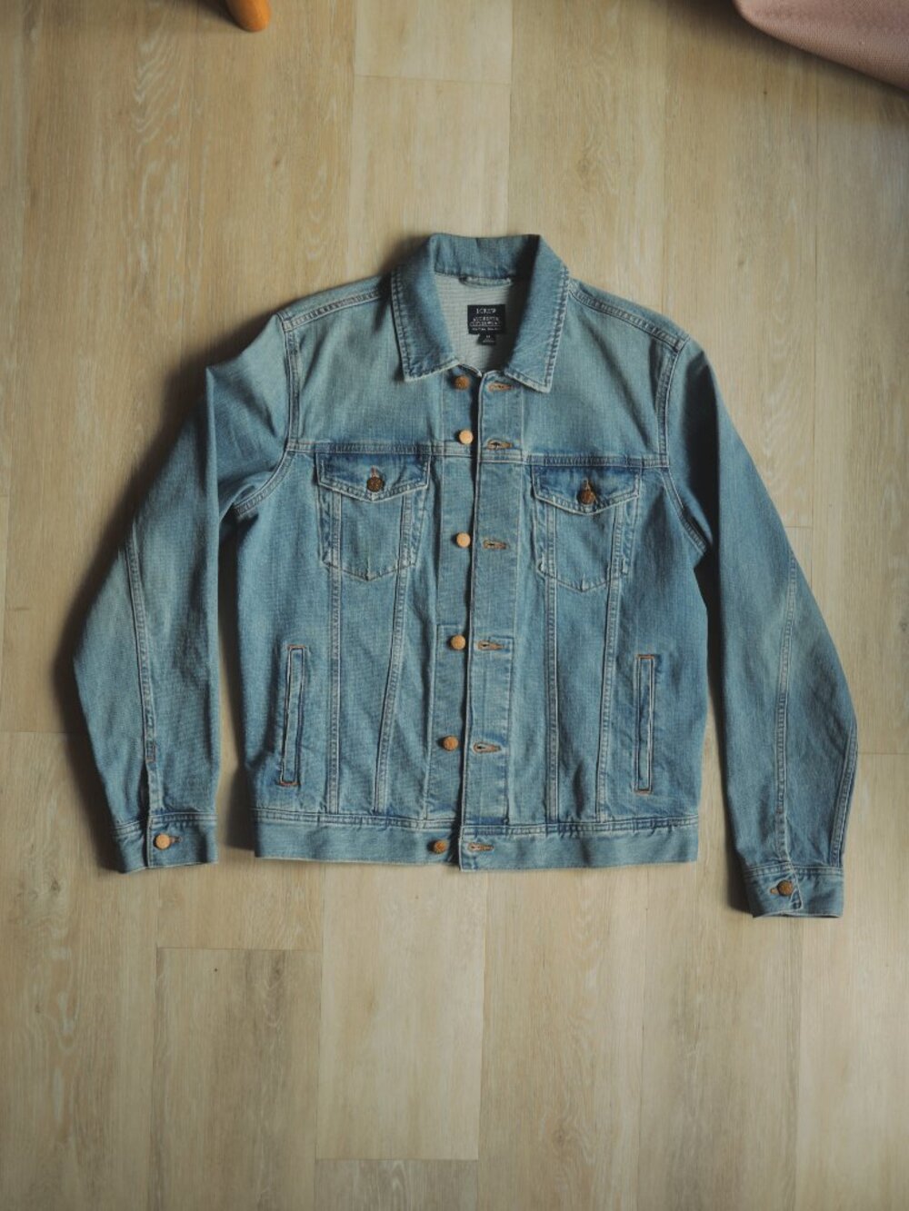 J.Crew Men's Medium Light Wash Denim Trucker Jacket
